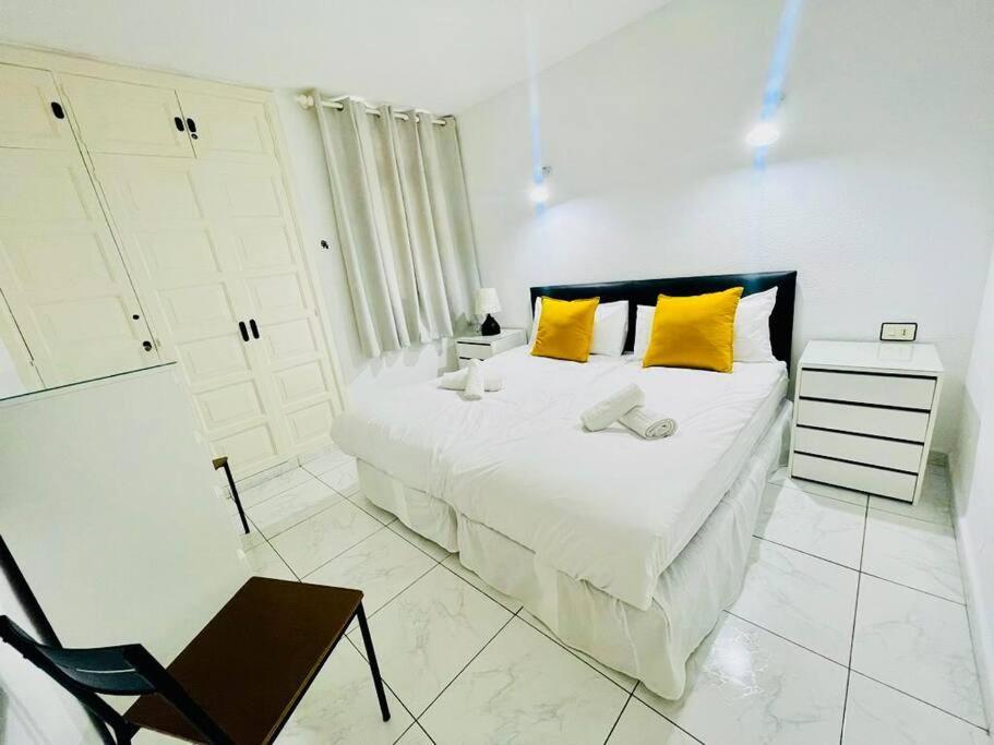 Comfy Home With Large Terrace Five Minutes From Ocean Los Cristianos (Tenerife) Exterior foto